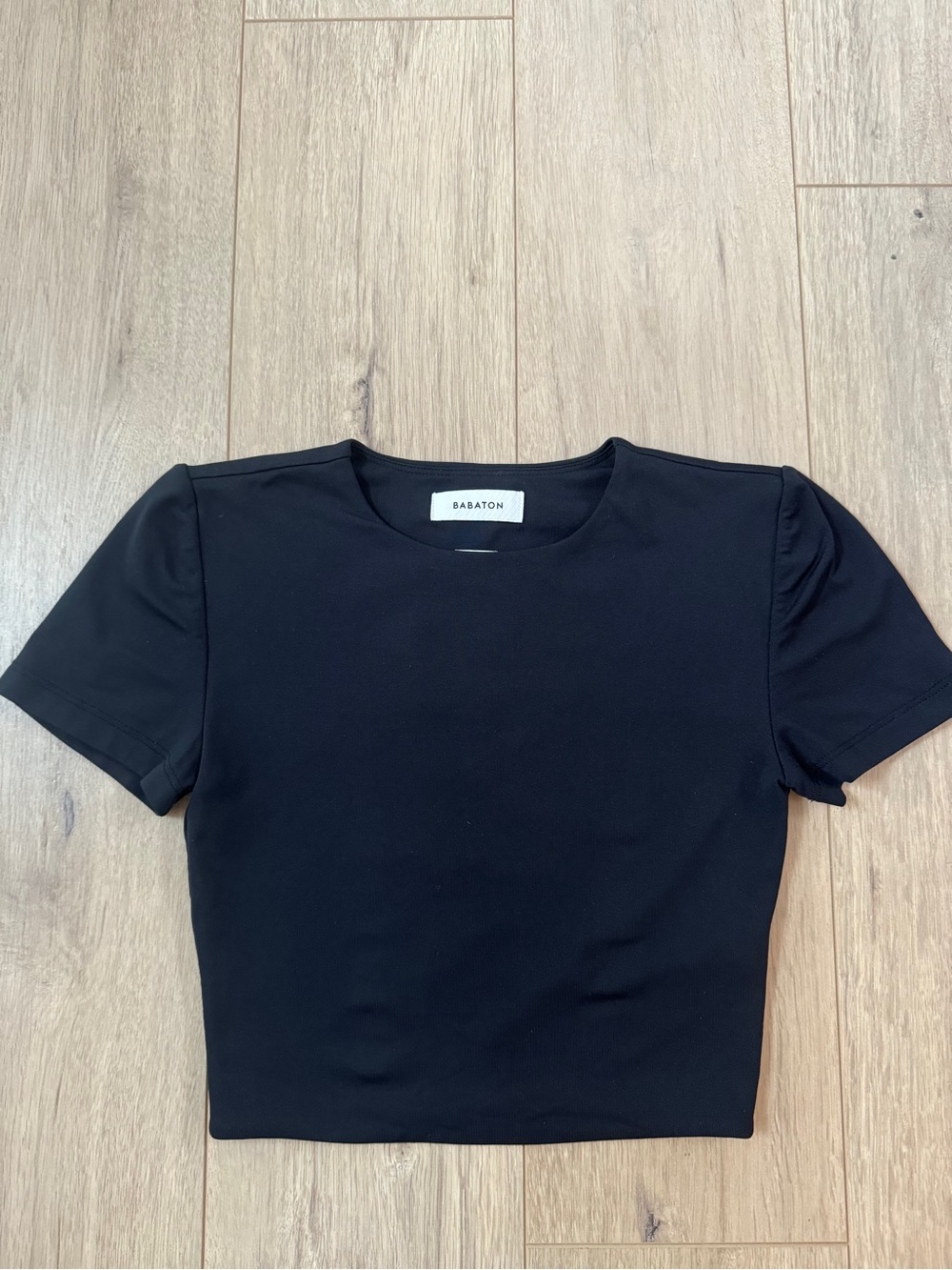 Babaton Black Short Sleeve Crop Tee